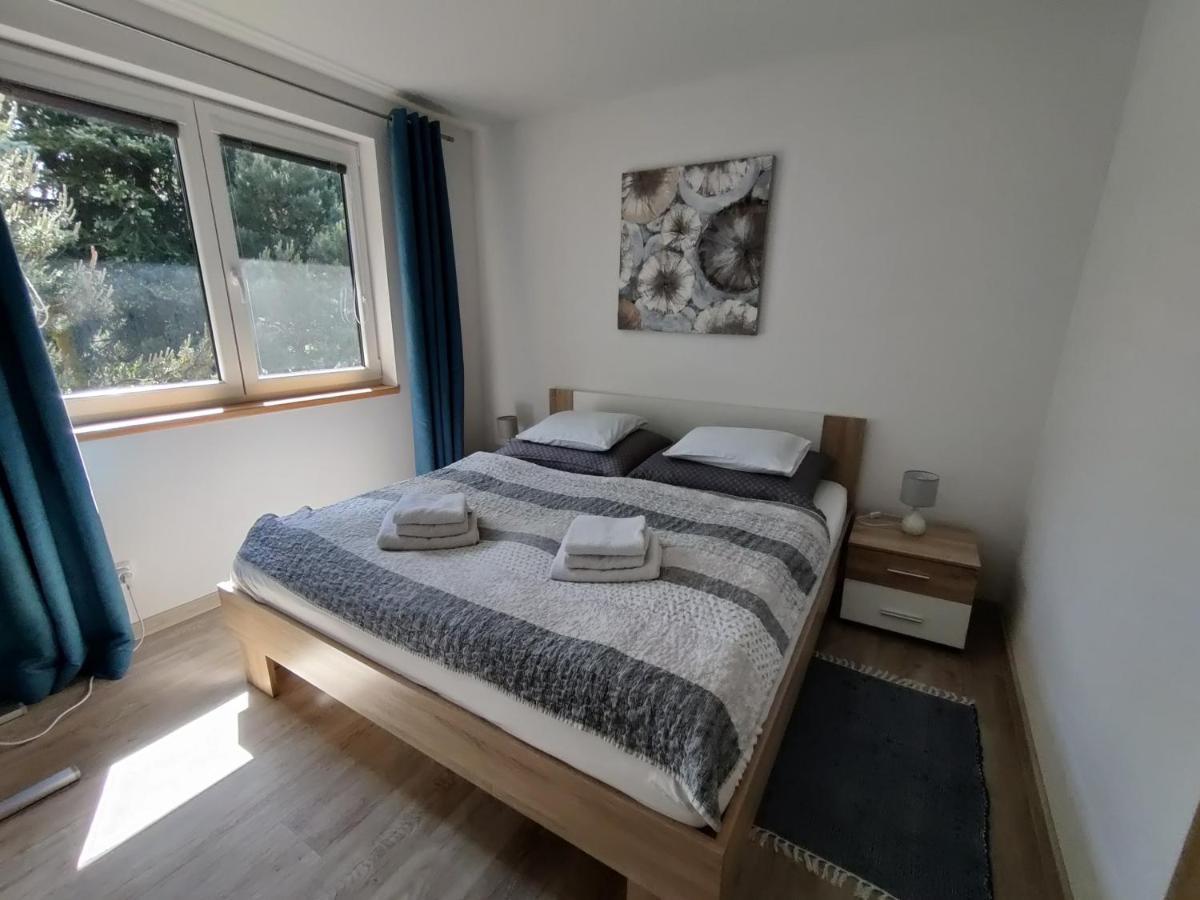 Apartman Pod Lipou - Samostatny Objekt Jaroměř Dış mekan fotoğraf