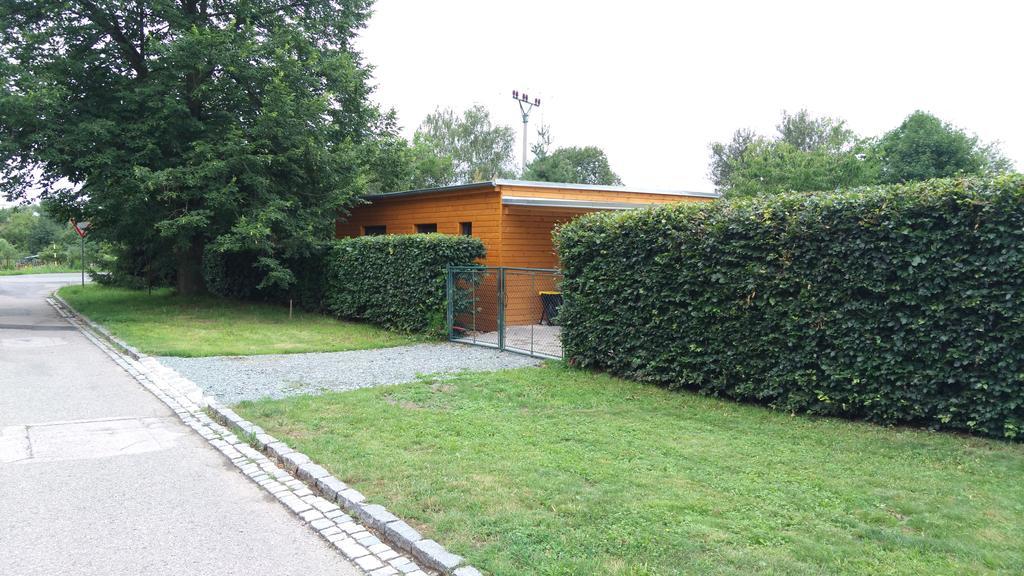 Apartman Pod Lipou - Samostatny Objekt Jaroměř Dış mekan fotoğraf
